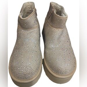 Wild Fable Tan Rhinestone Ankle Boots + Memory Foam Size 10
